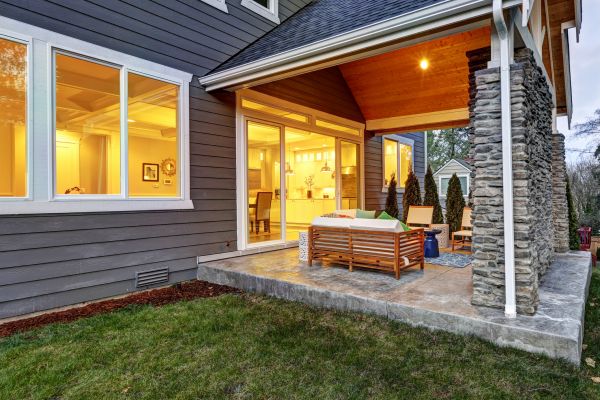 Cost of Back Porch Construction in Fenton