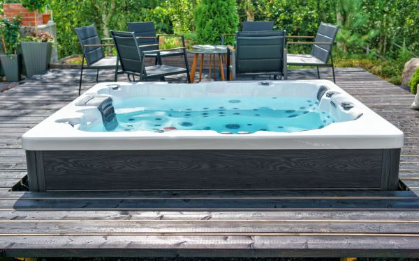 Cost of Spa Deck Remodeling in Fenton