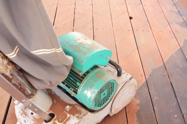 Cost of Cedar Deck Sanding in Fenton